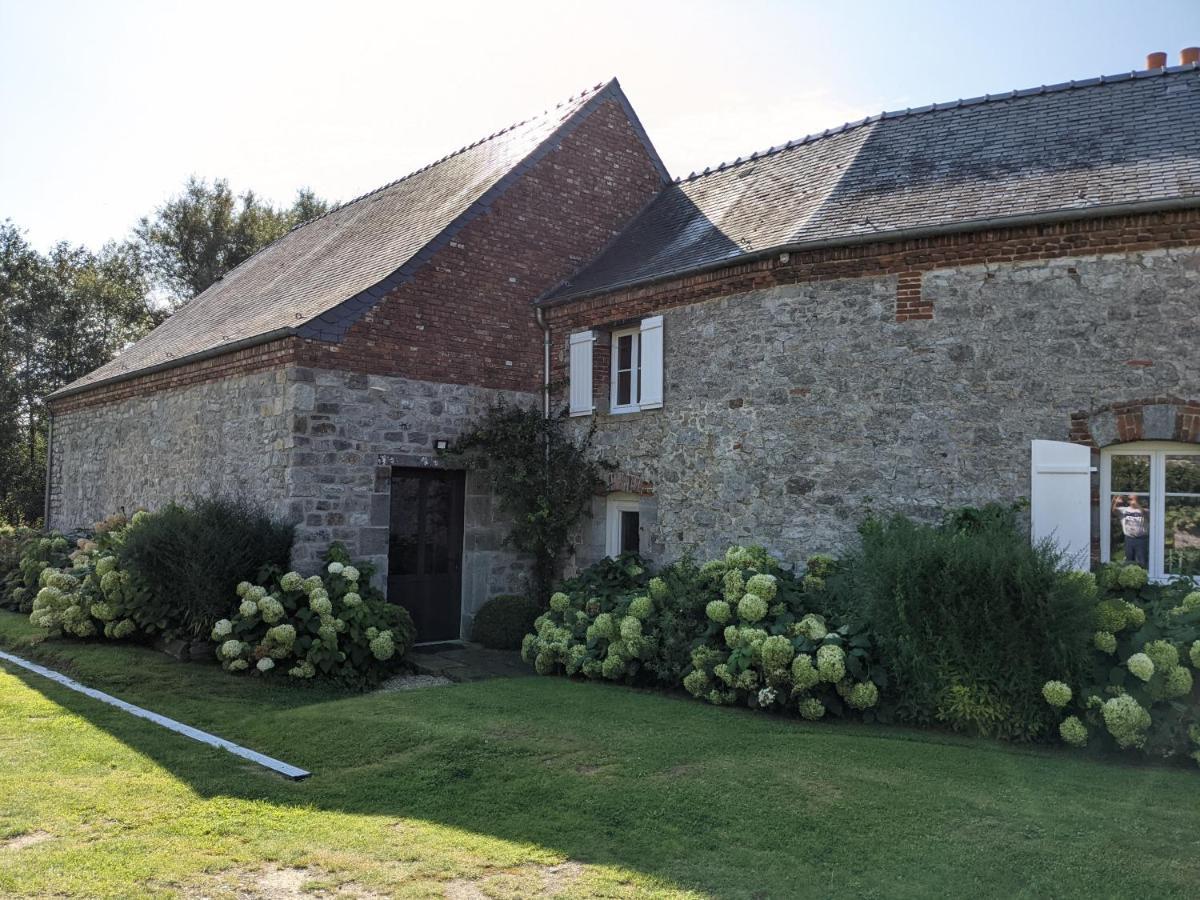 Bed and Breakfast La Grange De Dourlers Exterior foto
