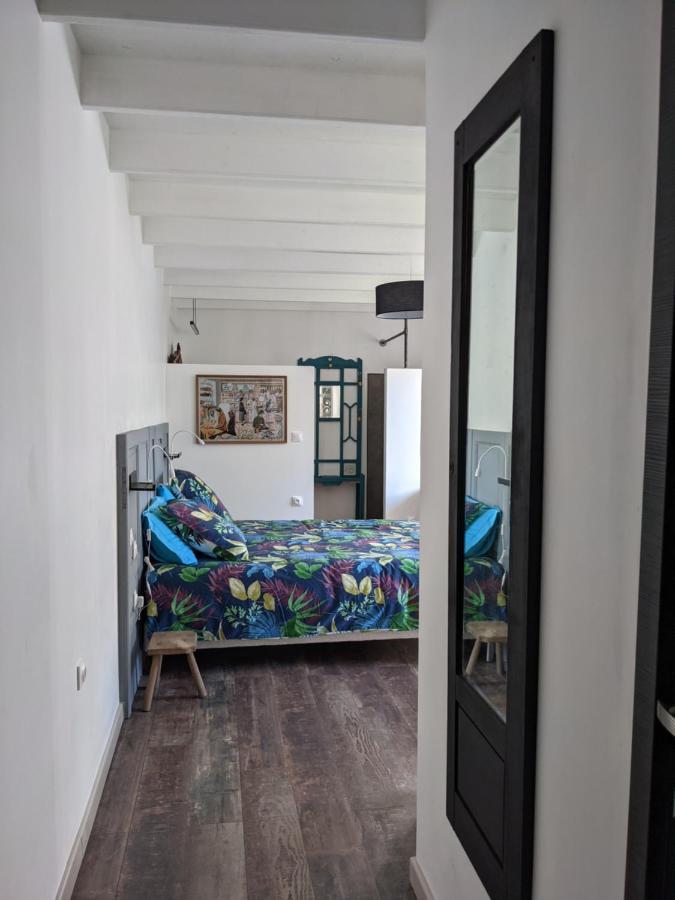 Bed and Breakfast La Grange De Dourlers Exterior foto
