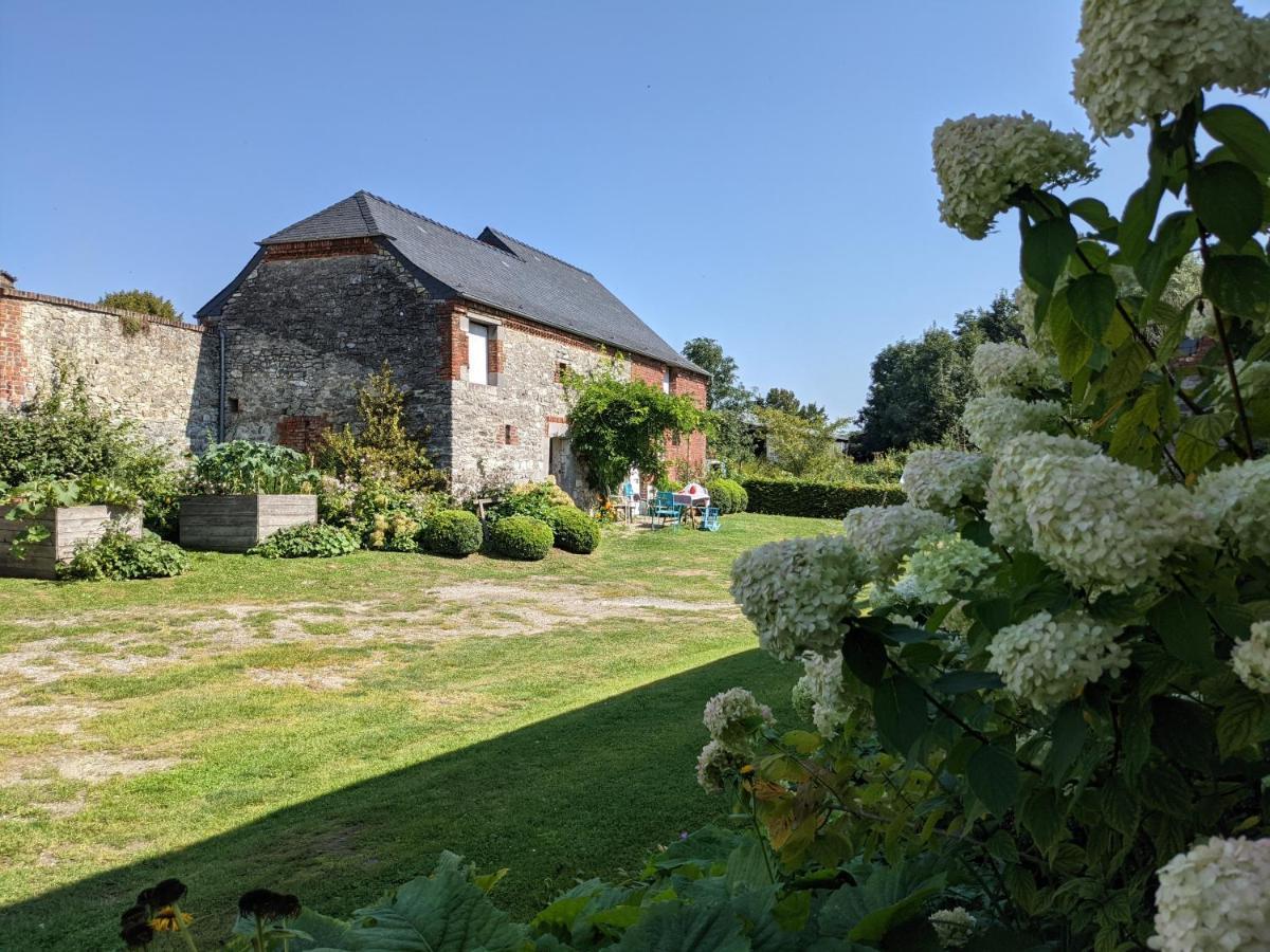 Bed and Breakfast La Grange De Dourlers Exterior foto