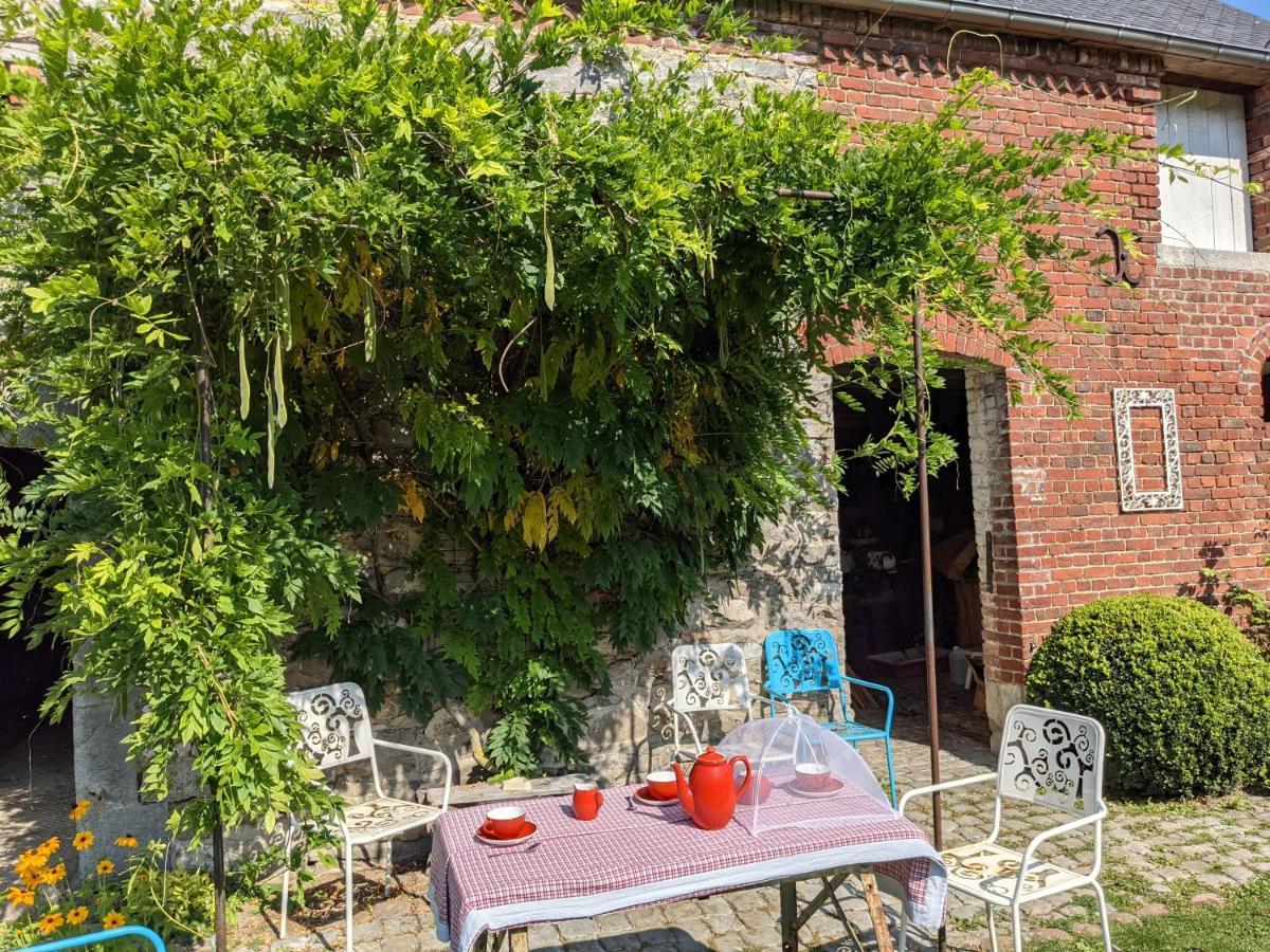 Bed and Breakfast La Grange De Dourlers Exterior foto