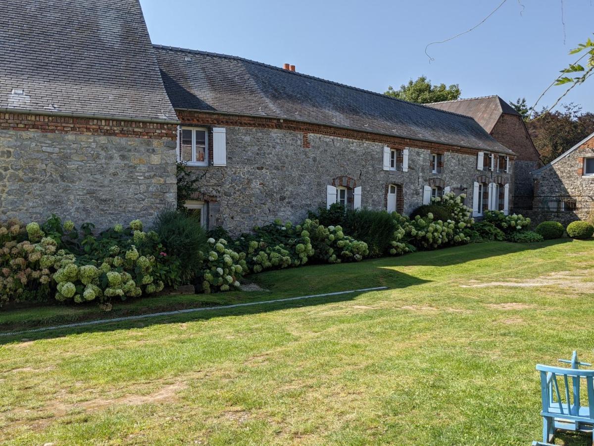 Bed and Breakfast La Grange De Dourlers Exterior foto
